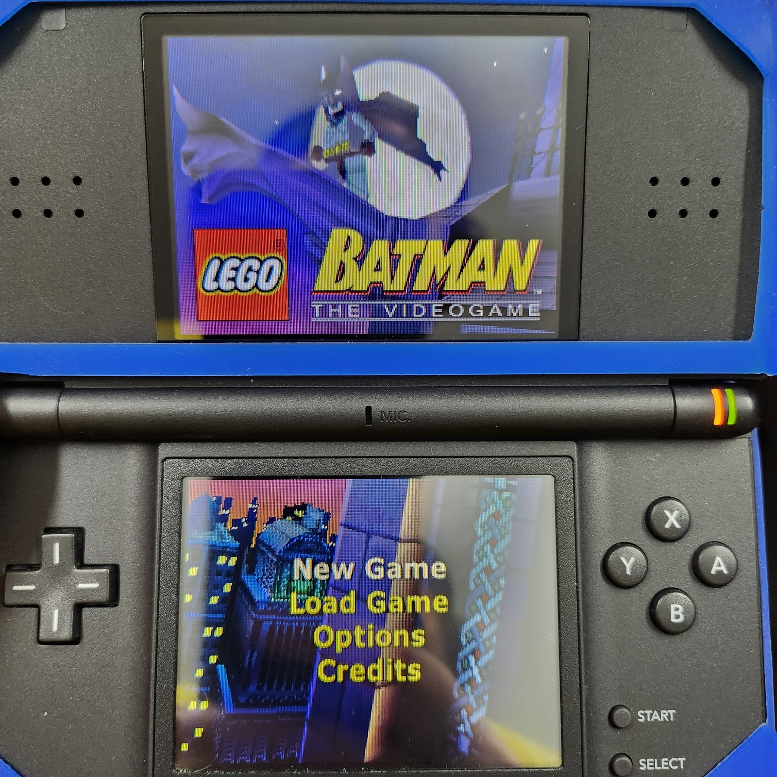 Nintendo DS Lite Crimson + Charger Stylus Games Case Lego Batman Zoo Tycoon
