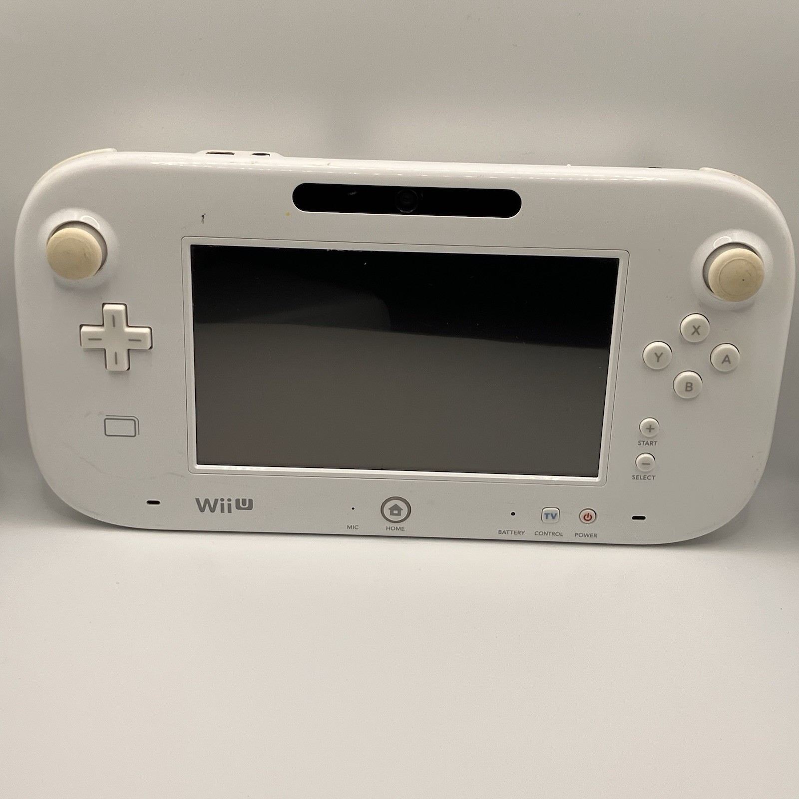 Wii U (PARENTAL CODE ON/UNKNOWN) GAMEPAD-POWER CORDS INCLUDED! No GAMES!