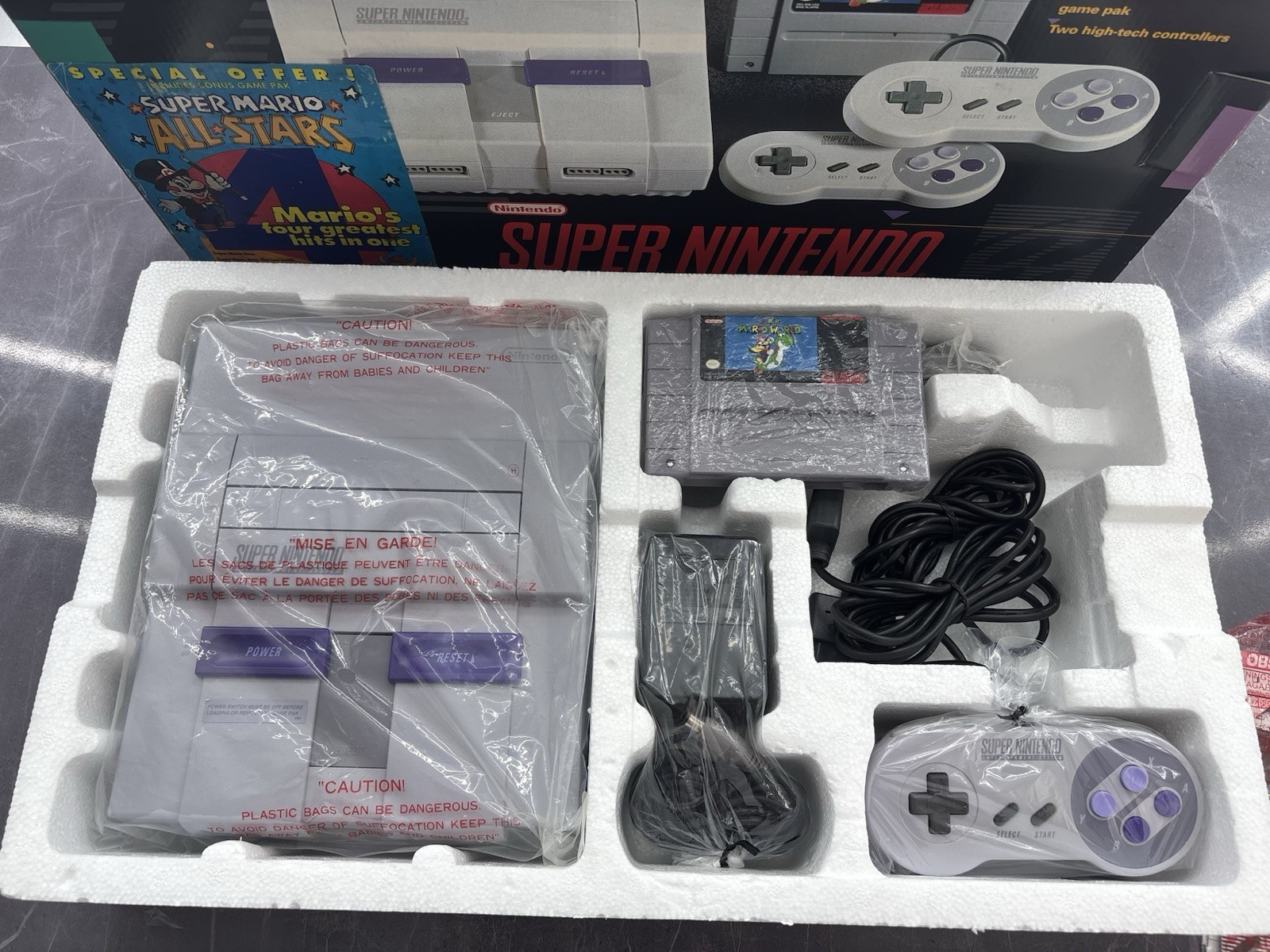 Super NES Super Set Super Nintendo In Box Matching Serial # PRISTINE CONDITION