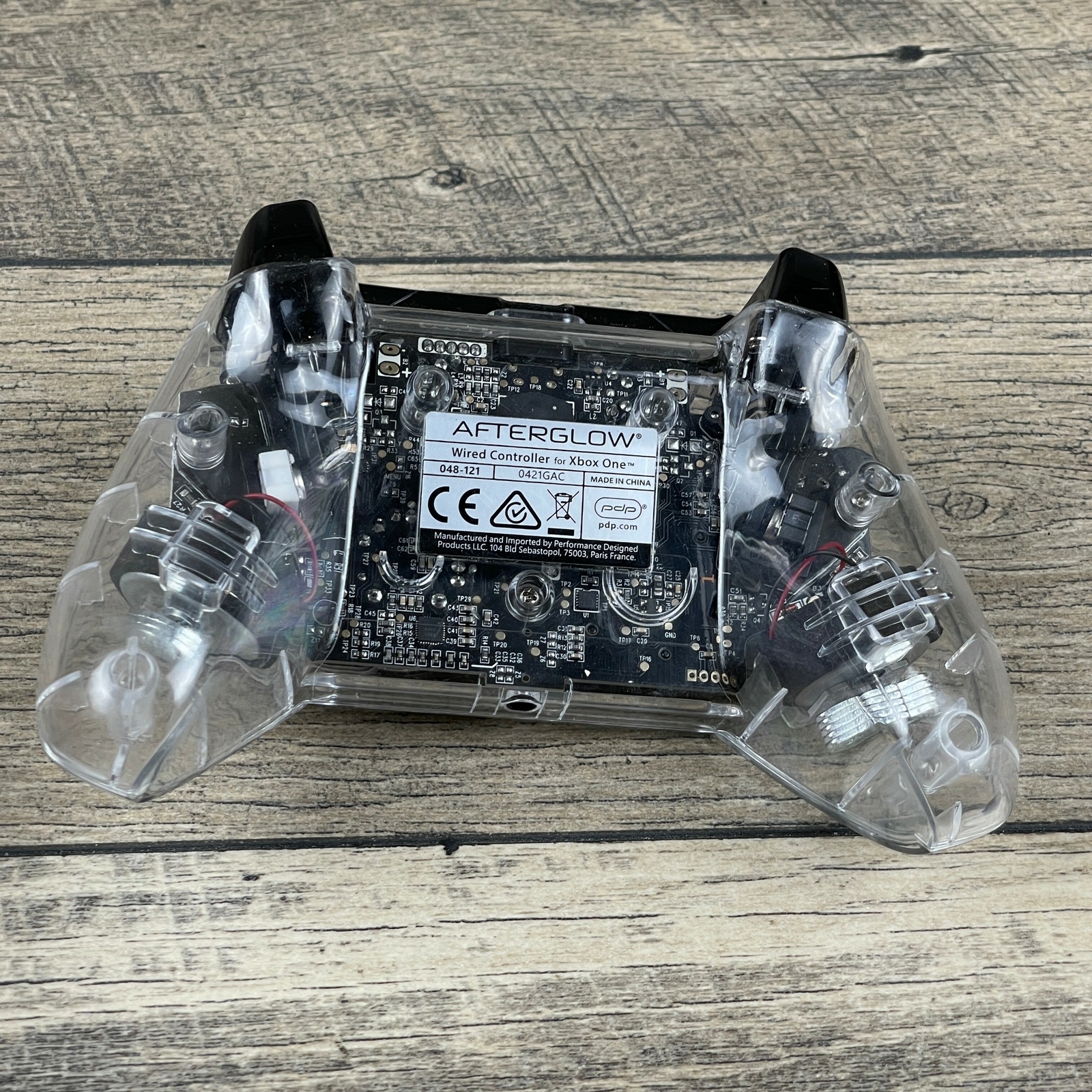 Afterglow Prismatic 048-121 Wired Controller Please See Pictures and Description