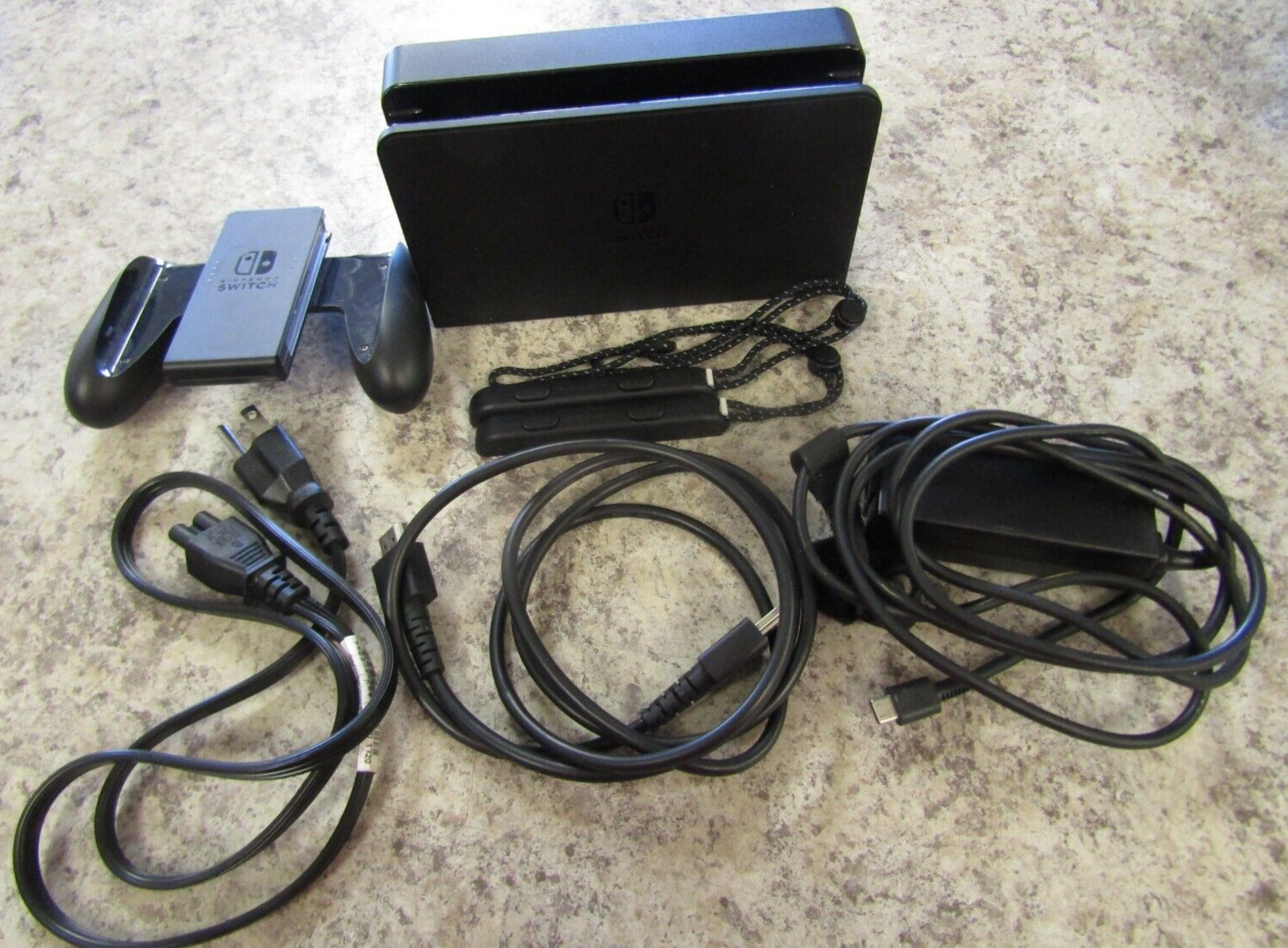 Nintendo Switch OLED HEG-001 Console W/Neon Red & Neon Blue Joy-Cons in box