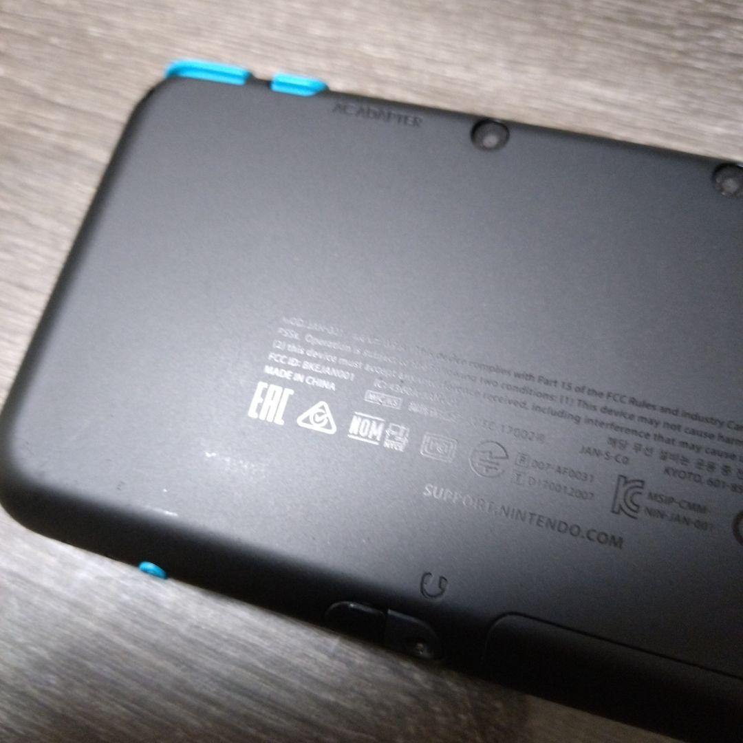 Nintendo New 2DS LL Black x Turquoise Console