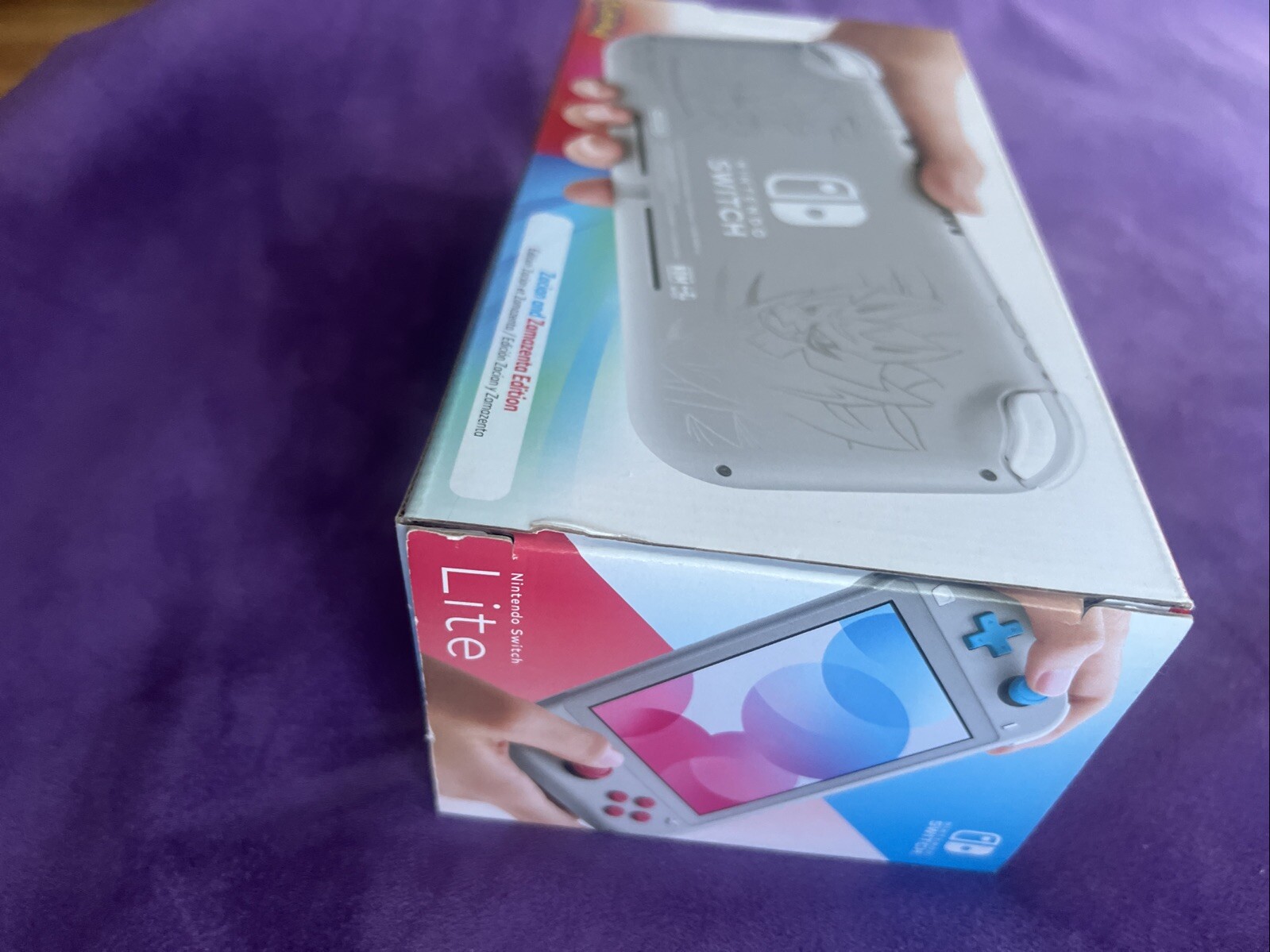 Nitendo Switch Lite Zacian and Zamazenta Game Console Brand New
