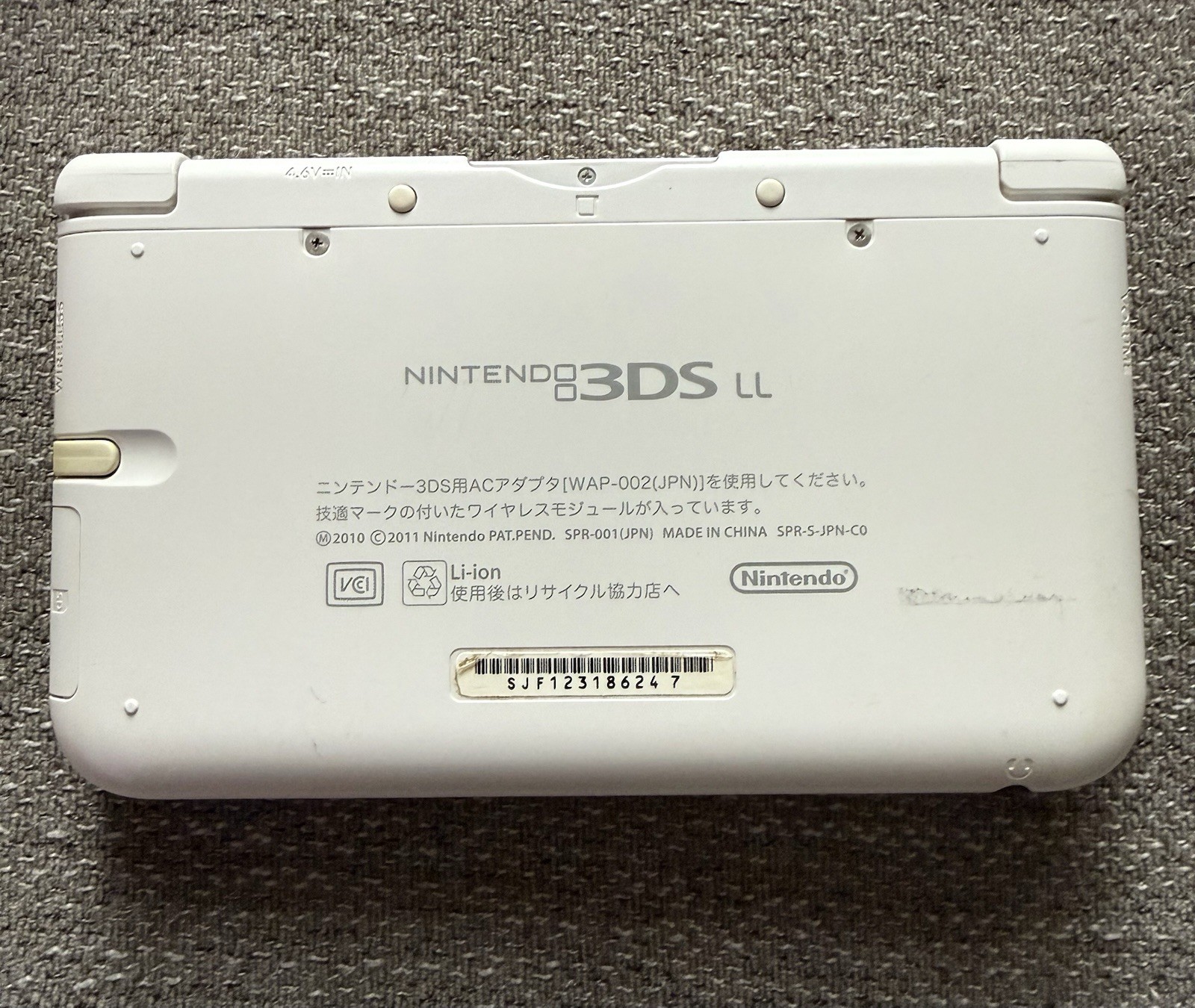 Nintendo 3DS XL LL Pearl White Excellent Condition Region Free