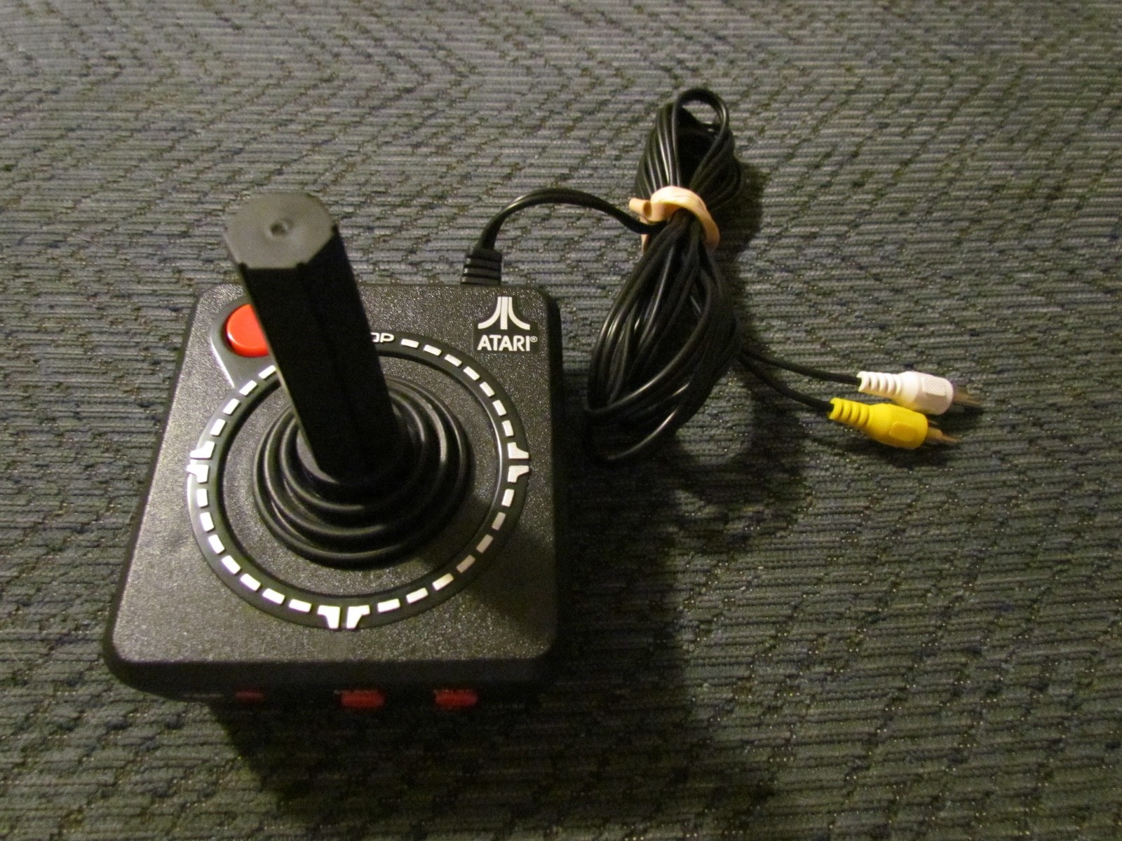 PLUG N PLAY ATARI 10 CLASSIC JAKKS PACIFIC 2002 TV GAMES WIRED