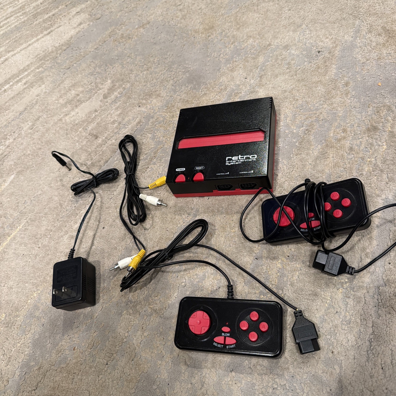 Retro-Bit Entertainment Console Red & Black Edition (Nintendo)