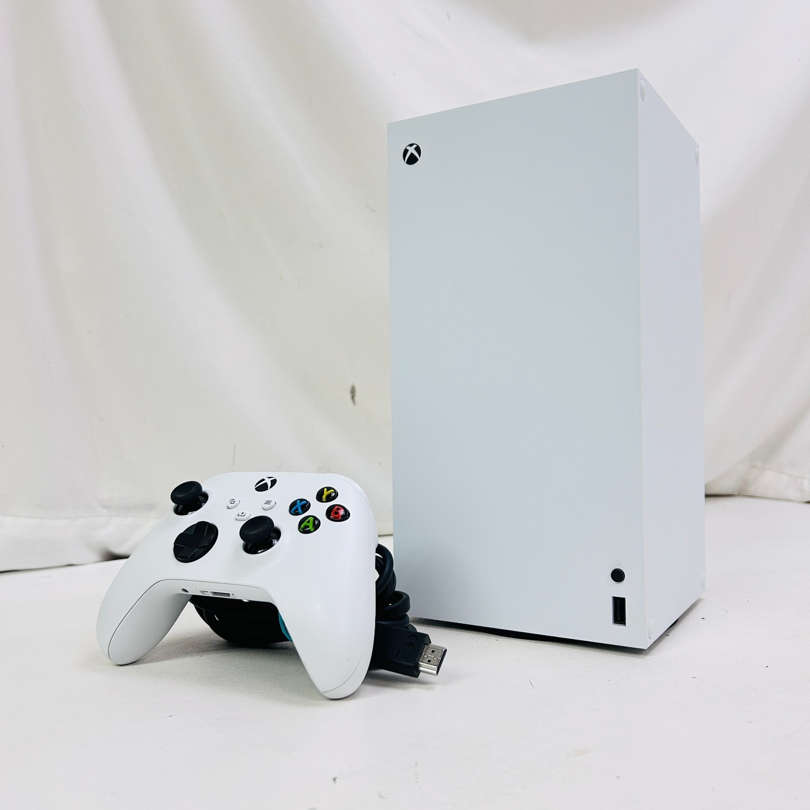 Microsoft Xbox Series X All-Digital 1TB Console Gaming System Robot White 1882