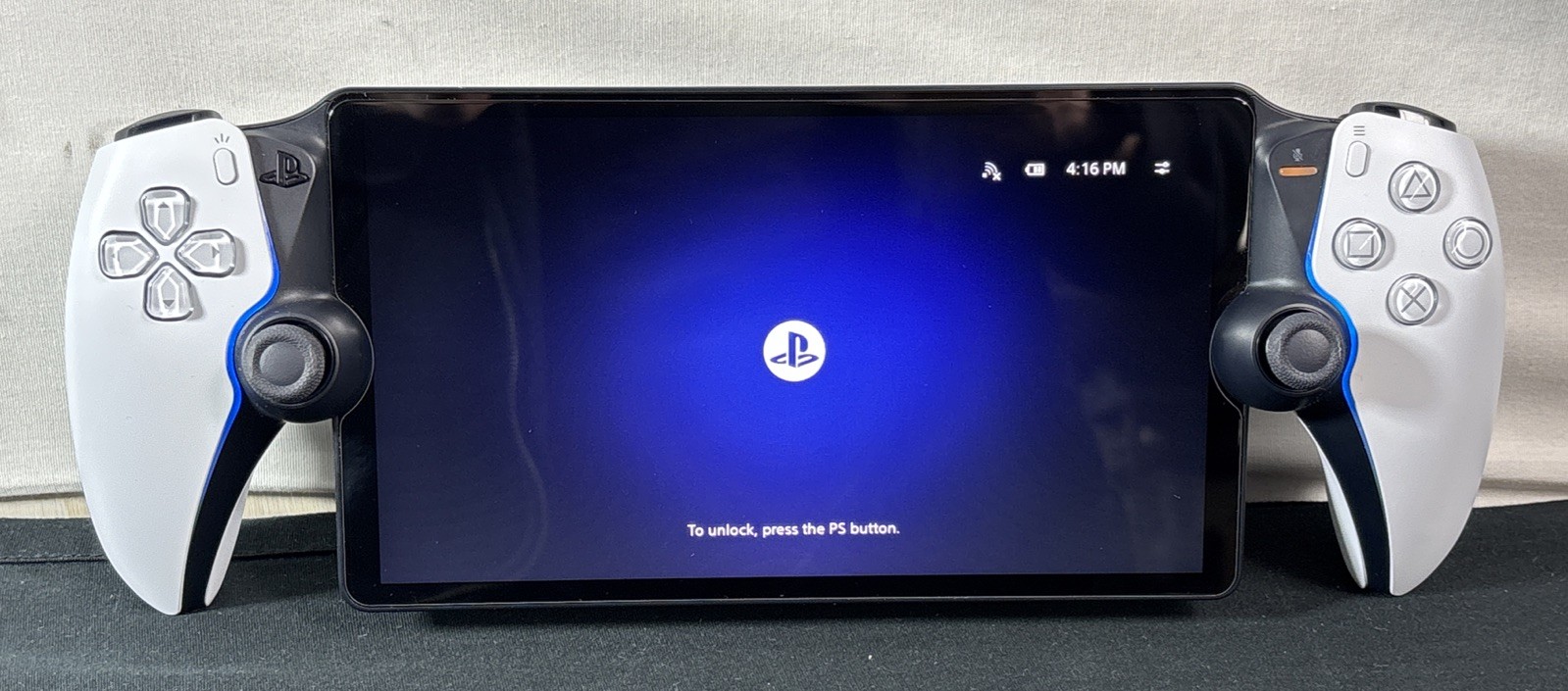 Sony PlayStation Portal (PlayStation 5/PS5 Remote Play Device) CFI-Y1001 (White)