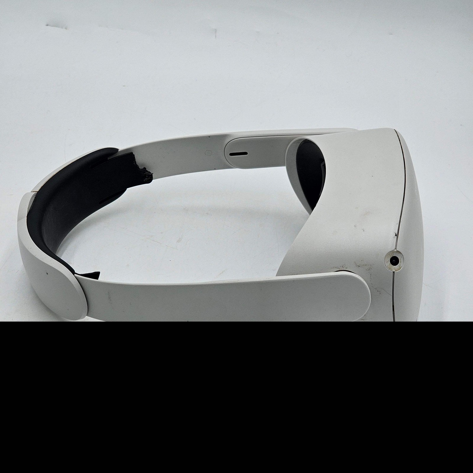 Meta Quest 2 128GB Standalone All-in-One VR Headset KW49CM