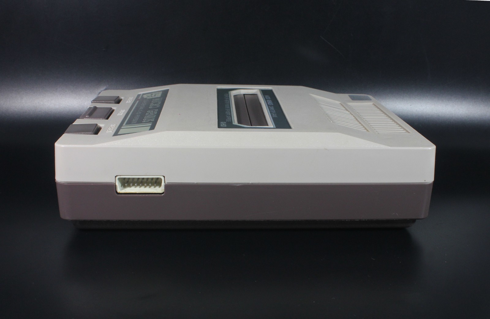 Micro Genius IQ-501 Vintage 8-bit Game Console
