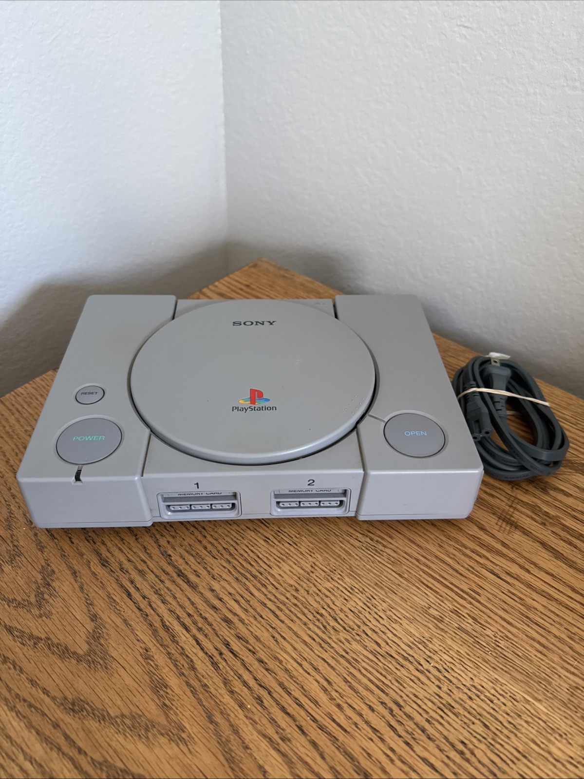 Original PlayStation PS1 Console ONLY (SCPH-7501) For Parts Powers On Disc Error
