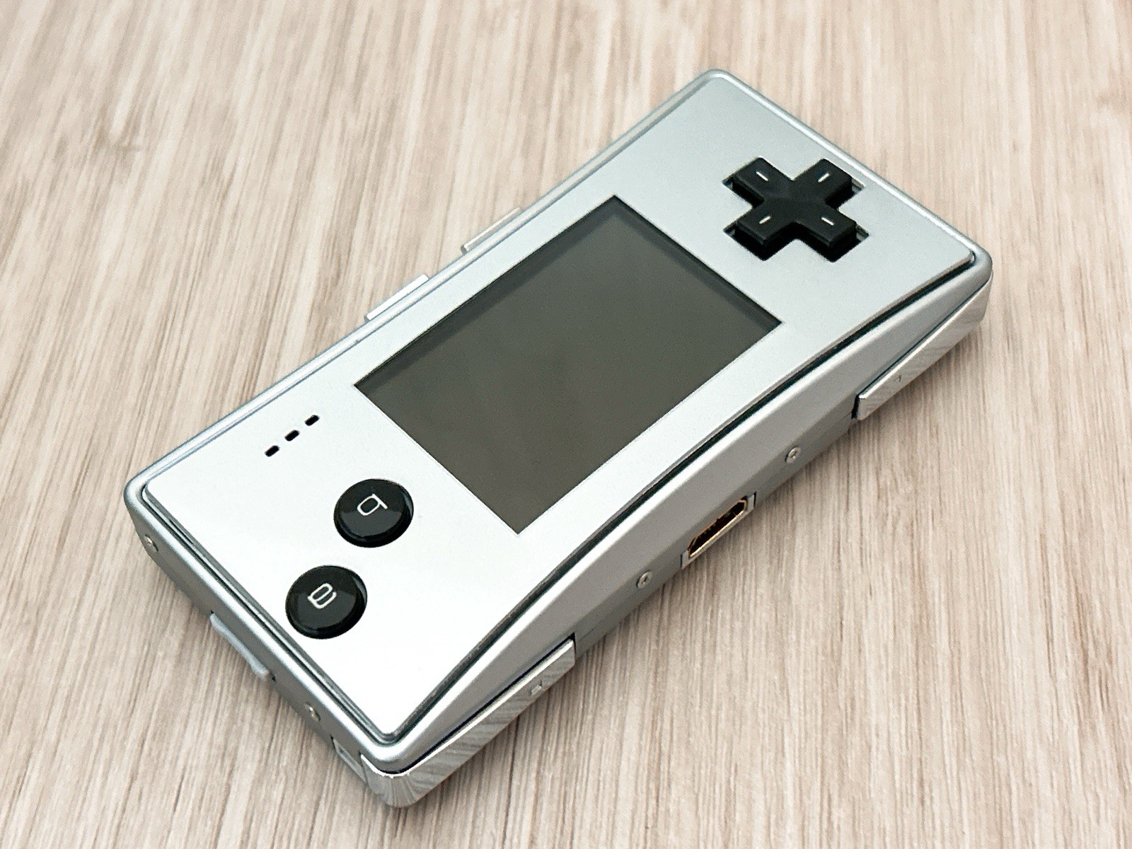 Nintendo GameBoy Micro Silver Console Complete in Box CIB – Near Mint