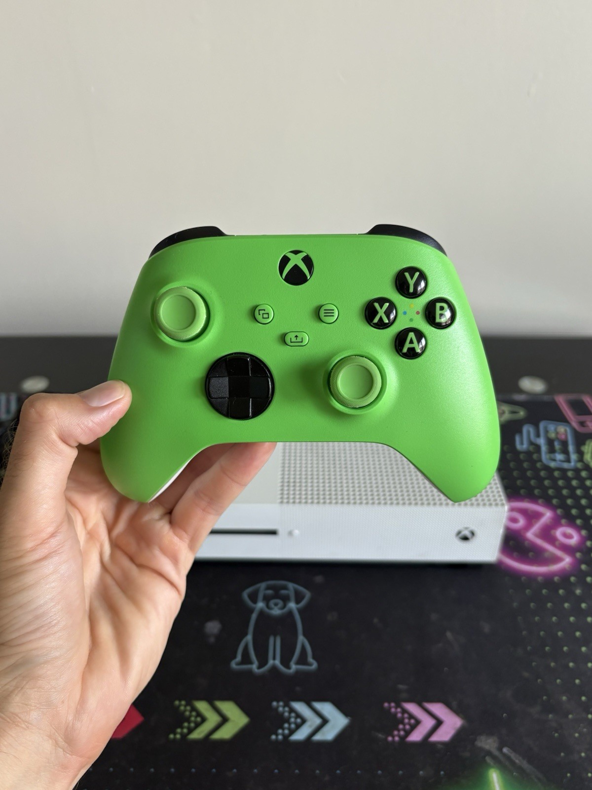 Microsoft Xbox One S 500GB White Clean With Controller