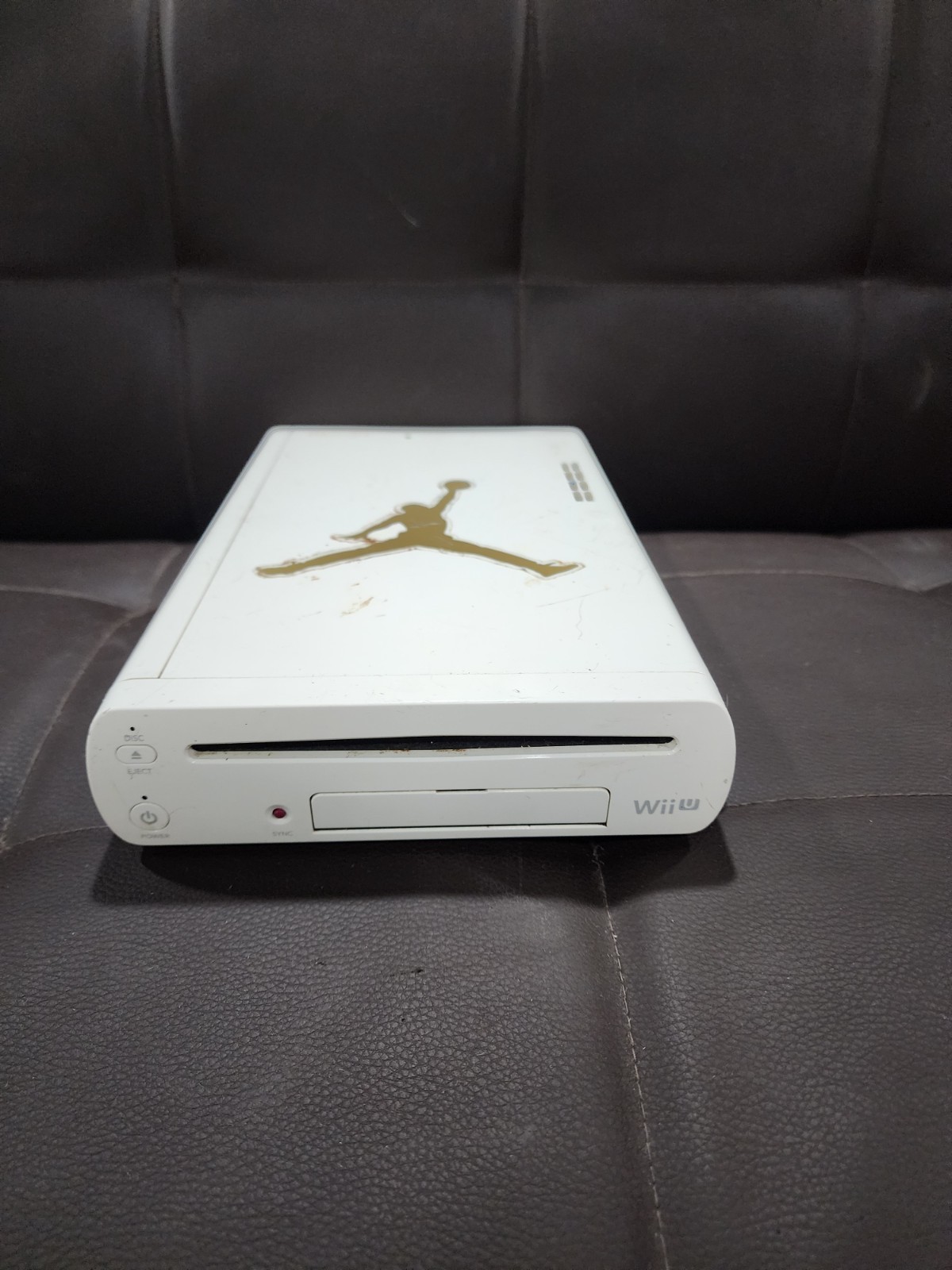 Nintendo Wii U WUP-001(02) 8GB White Console Only – Untested/Parts / Repair
