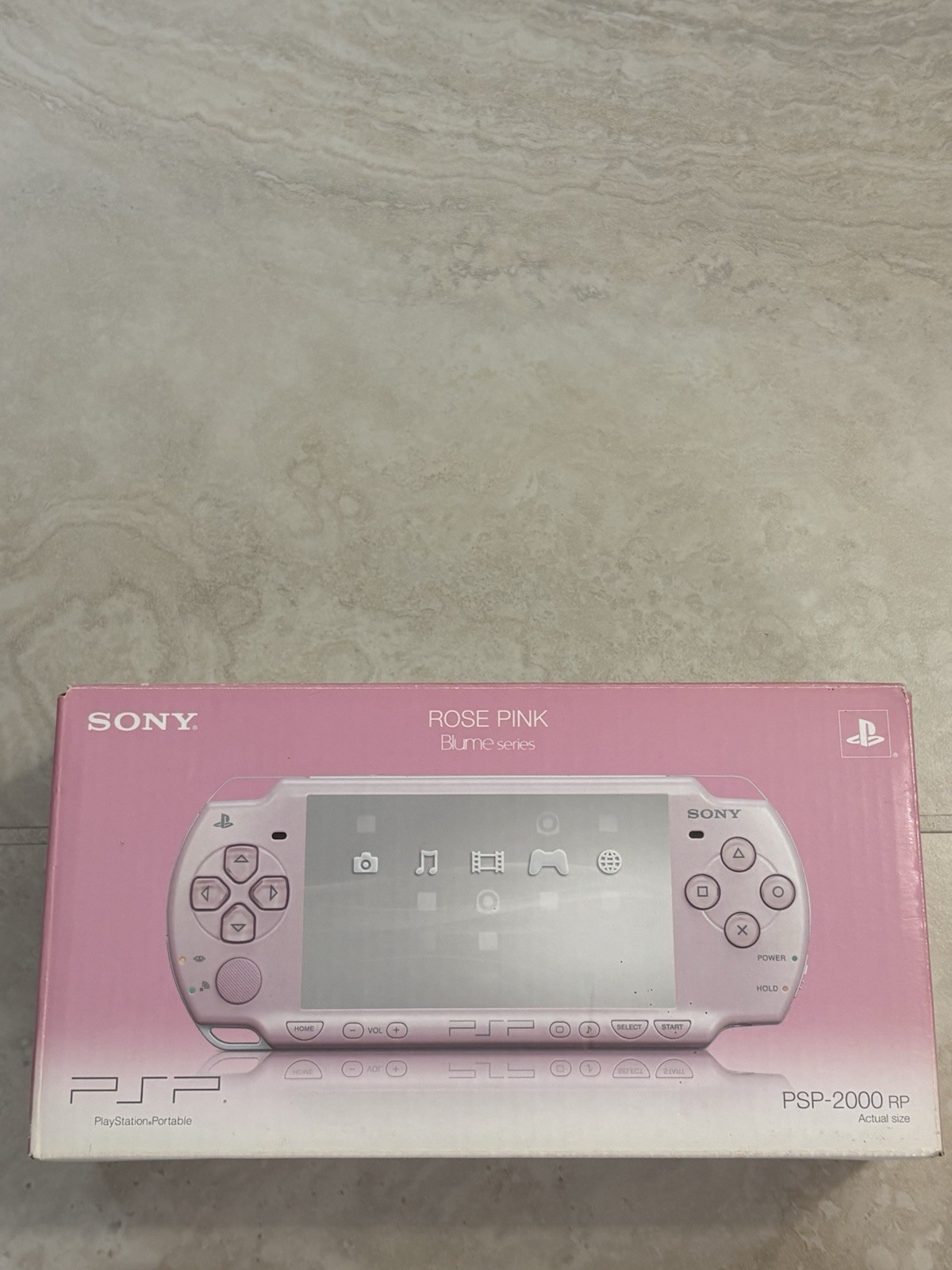 Sony PSP 2000 Console, Pink Near Mint Complete In Box USA Seller