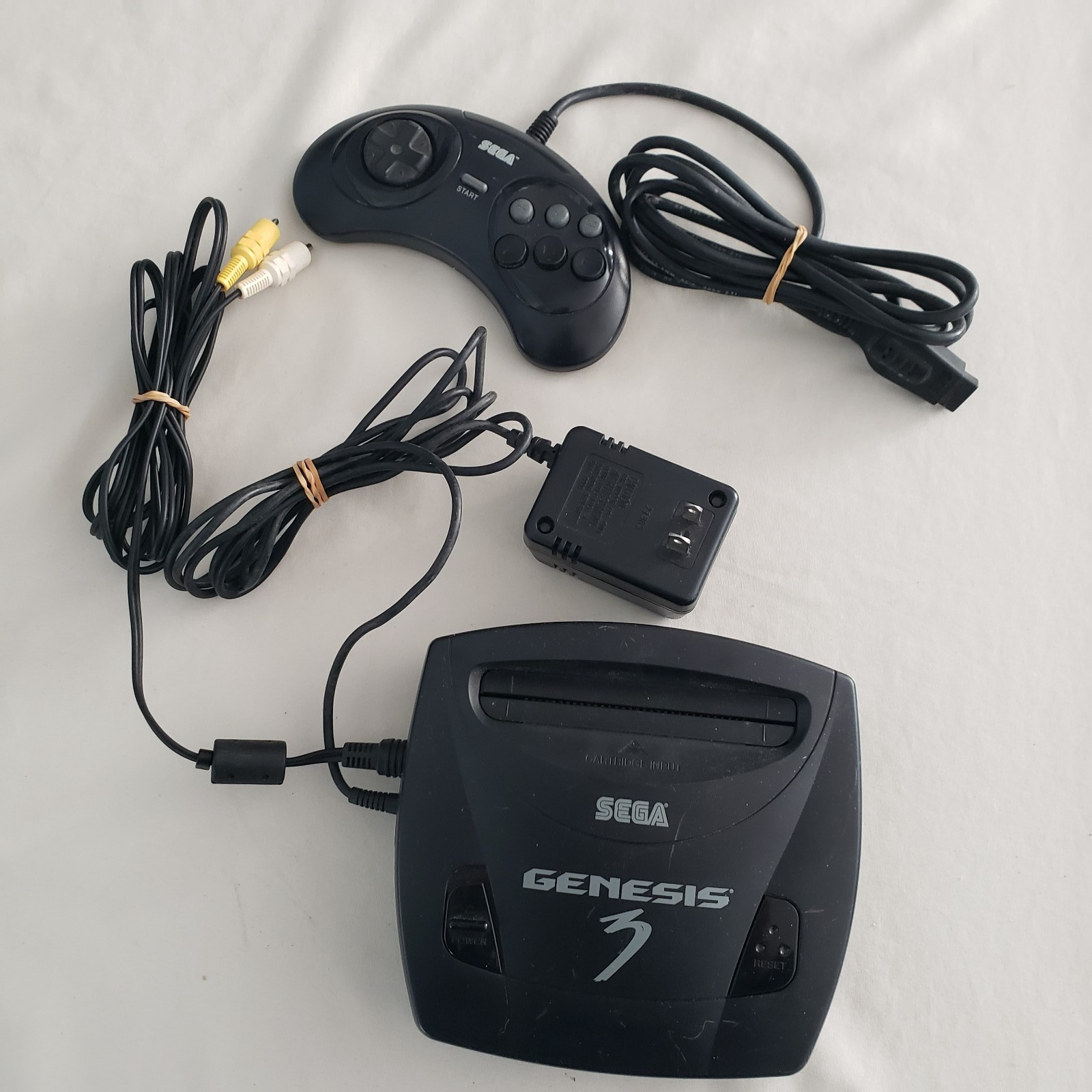 Sega Genesis Model 3 Console – Tested / Works / Wires / Controller / NO GAMES