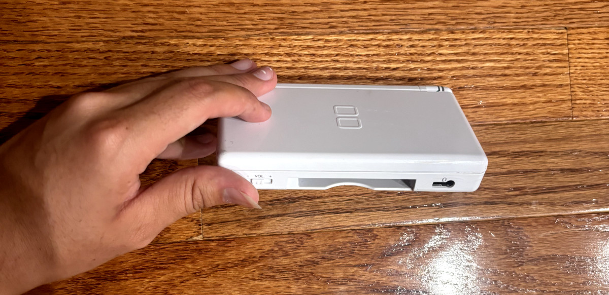 Nintendo DS Lite (WORKS)(CHECK DESCRIPTION) – White (13306461)