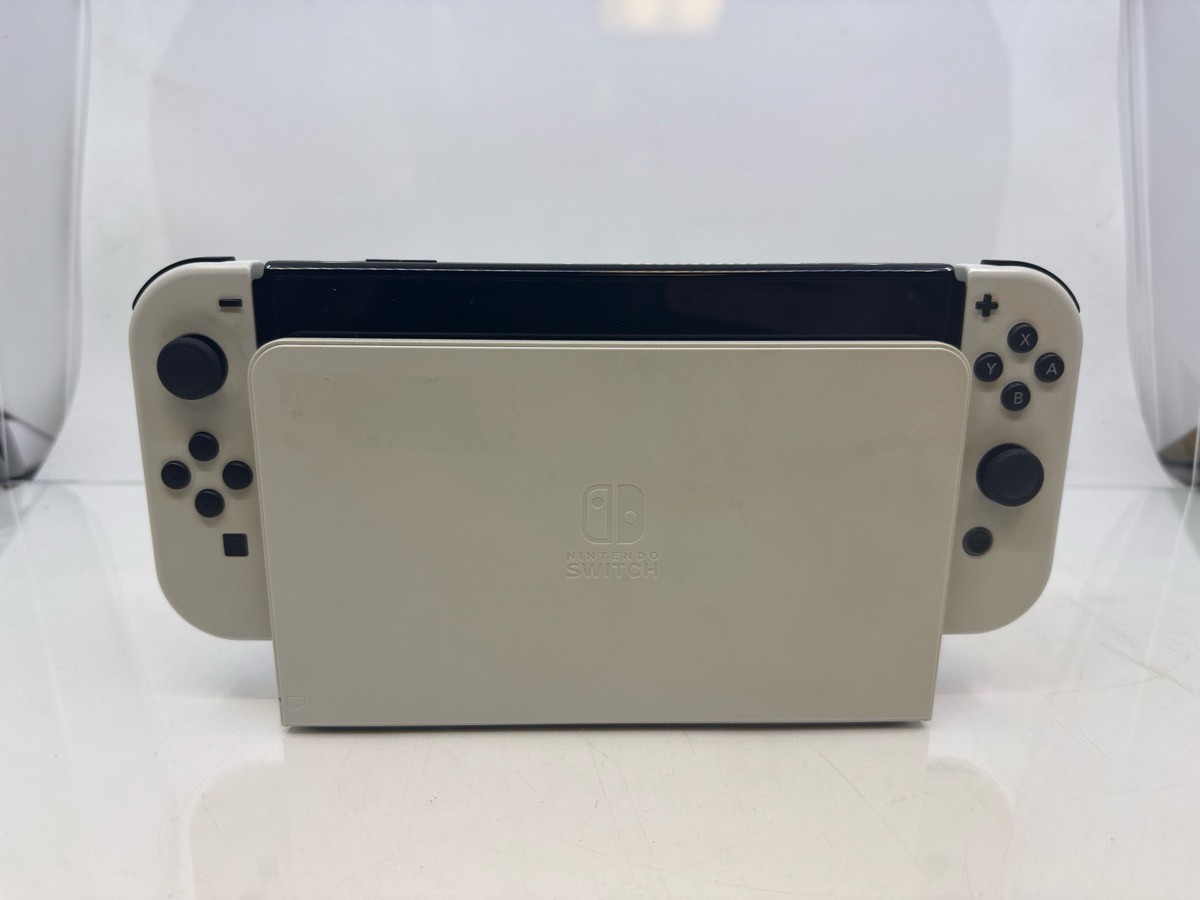 Nintendo Switch Handheld HEG-001 OLED W/Dock & Cords (RO1077551)