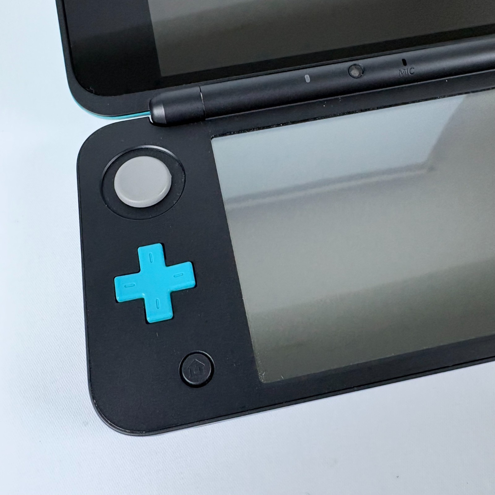 new Nintendo 2DS XL LL Black & Turquoise Blue NTSC-J Japan Console [Near Mint]