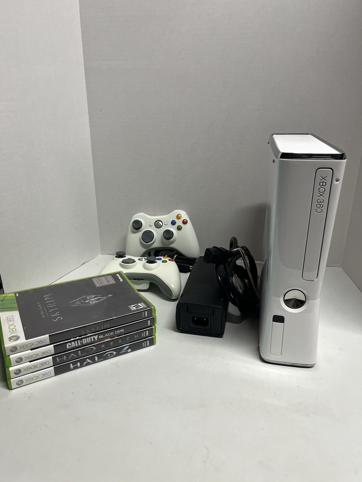 Microsoft Xbox 360 S Slim White 250GB Console With Games Bundle Tested Working