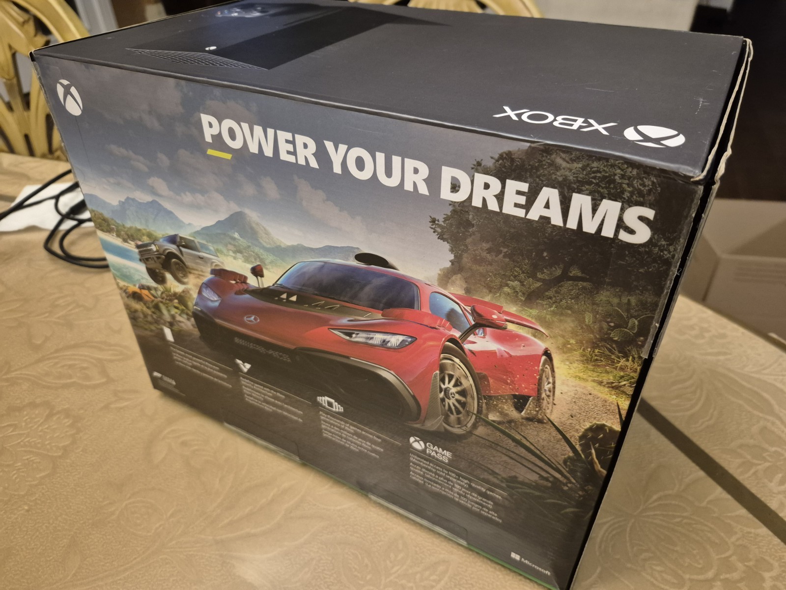 Microsoft Xbox Series x 1TB Gaming Console Black, 2 Controllers
