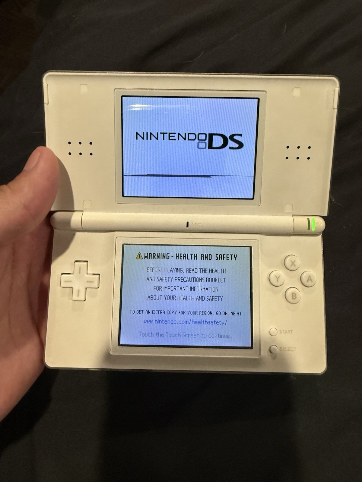 Nintendo DS Lite Handheld Console – Polar White READ DESCRIPTION!!!!