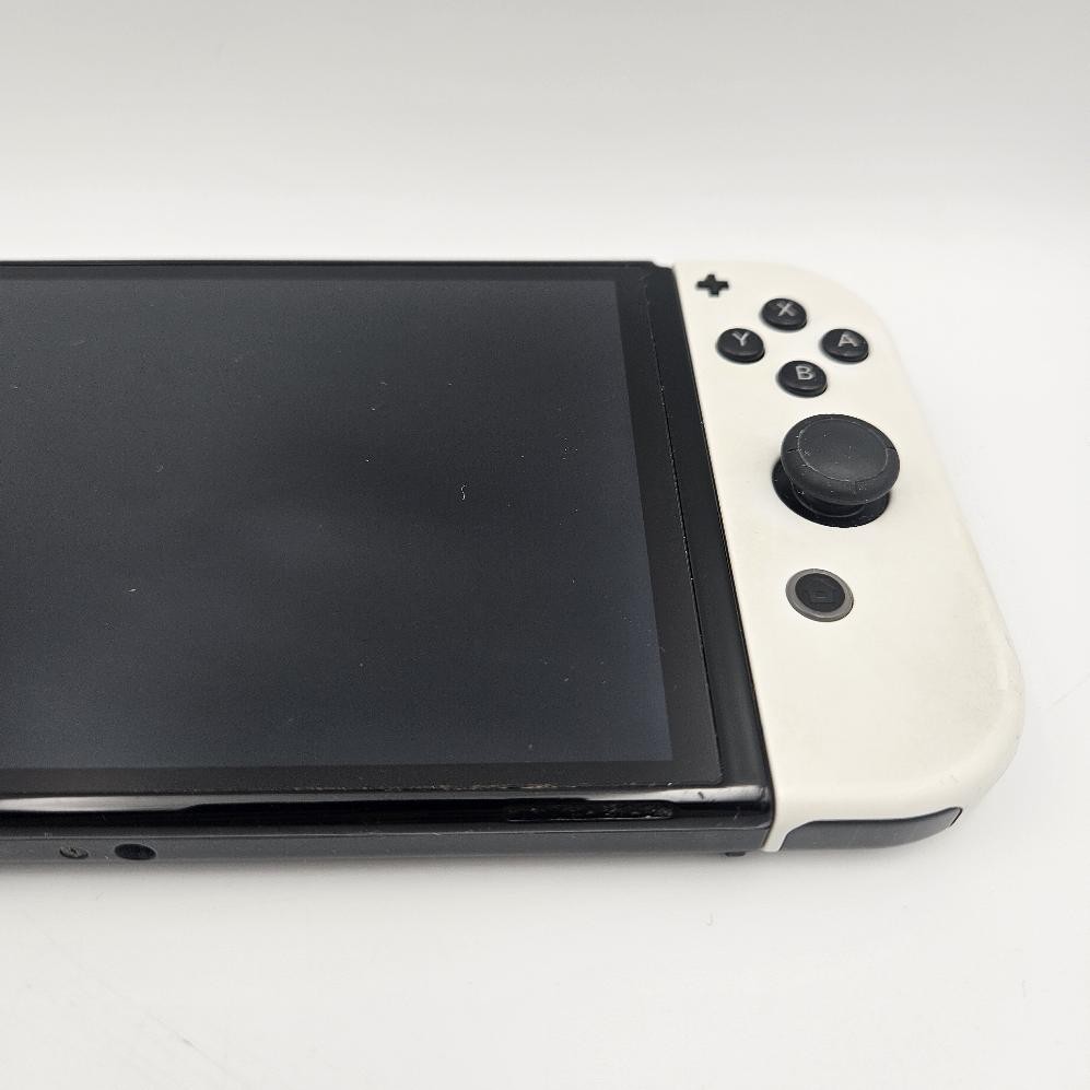 Nintendo Switch OLED HEG-001 White Handheld Console 64GB w/ Dock Damaged Joycon