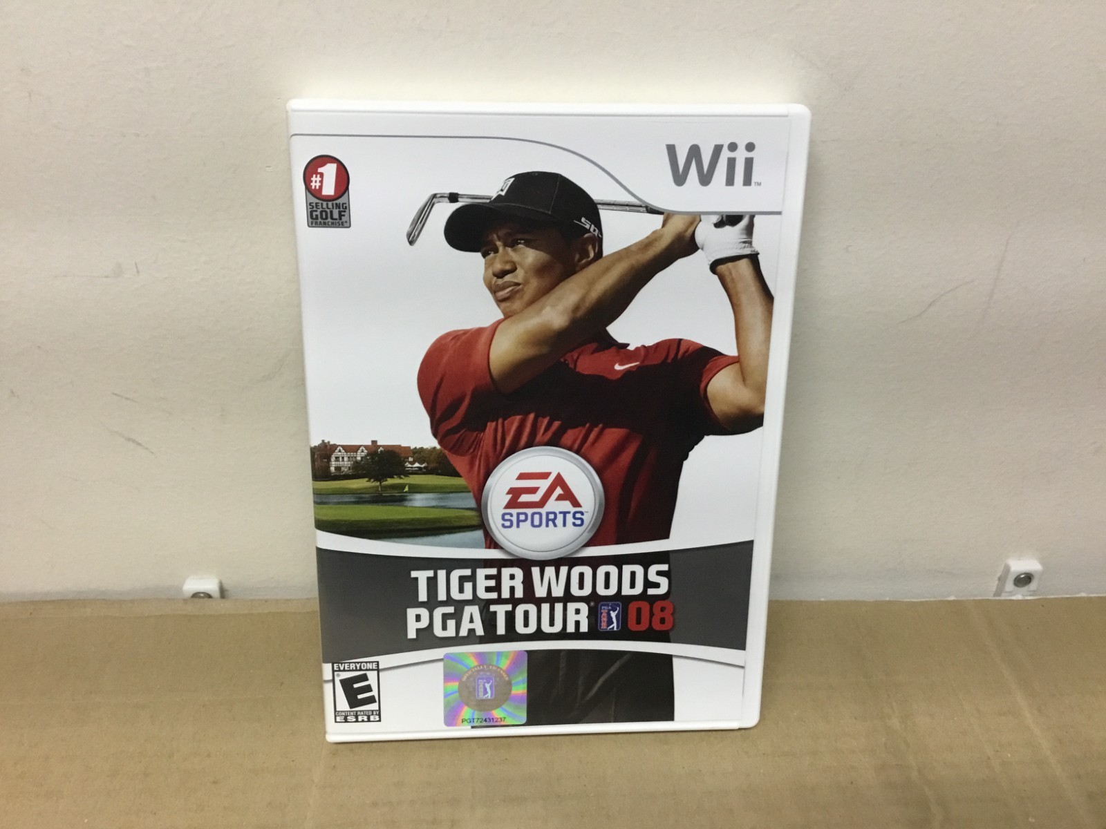 Used Nintendo Wii Disc – Tiger Woods PGA Tour 2008 w/ Case and Booklet – CIB