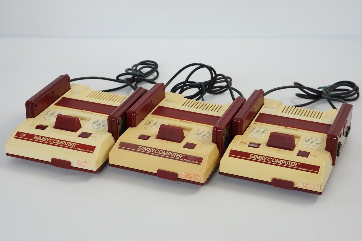 WHOLESALE Nintendo Famicom Lot of 5 Console FREE Shipping WORKING TESTED FC1218