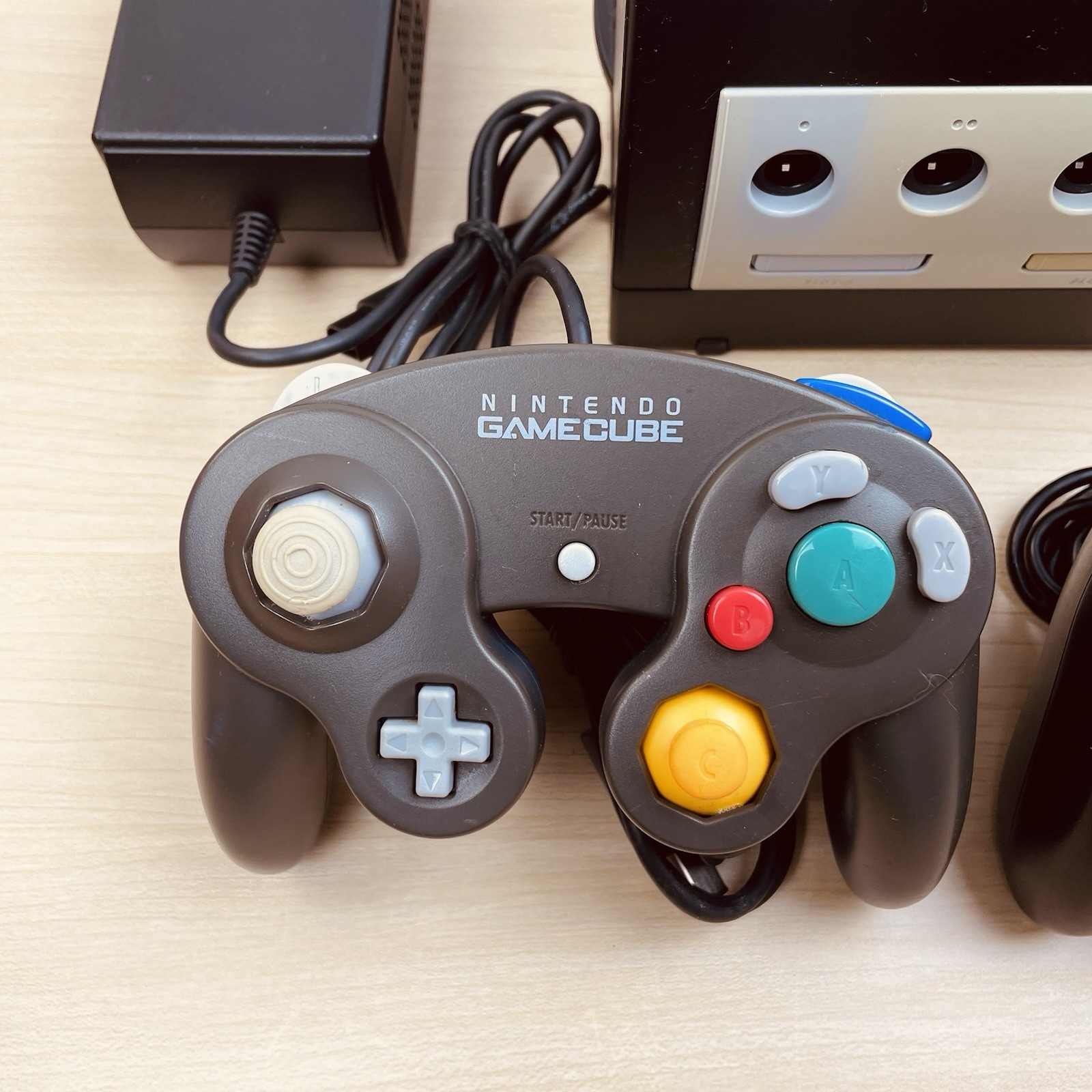 Nintendo Gamecube Console Black Black Working Head with 2 Controllers