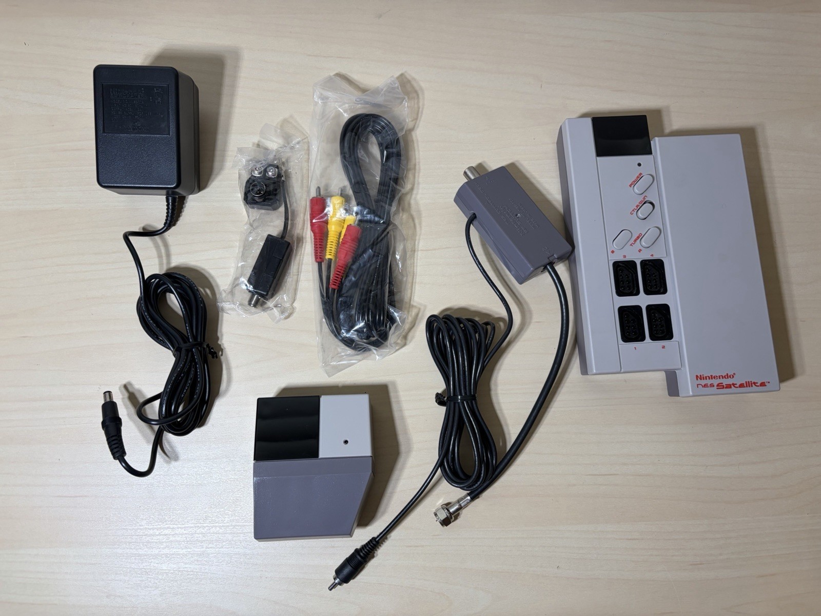 Nintendo NES Sports Set Game Console – Complete In Box – Mint – Partially New