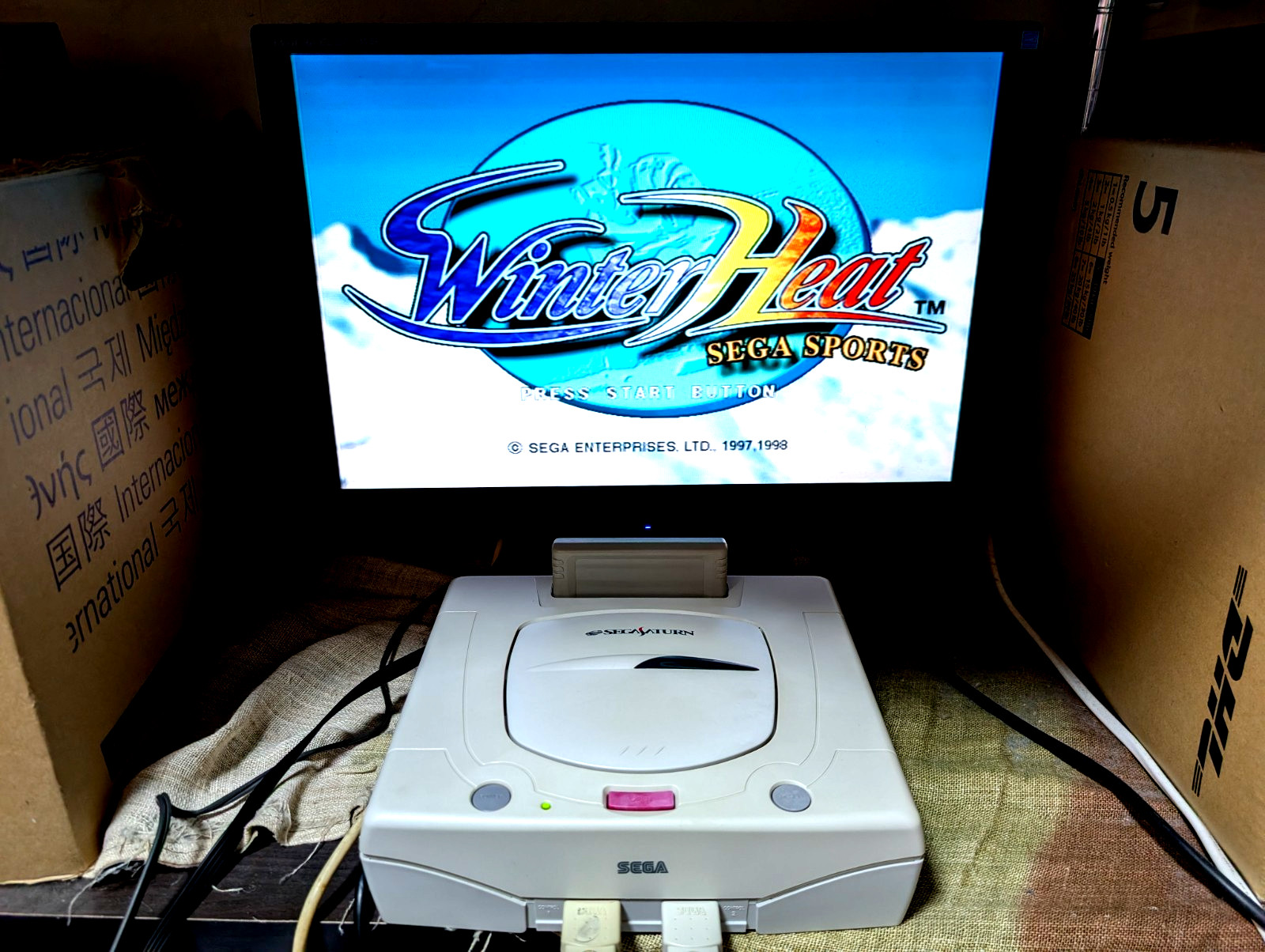 Sega Saturn White Console 3D Multi controller Game soft case Nights Japan