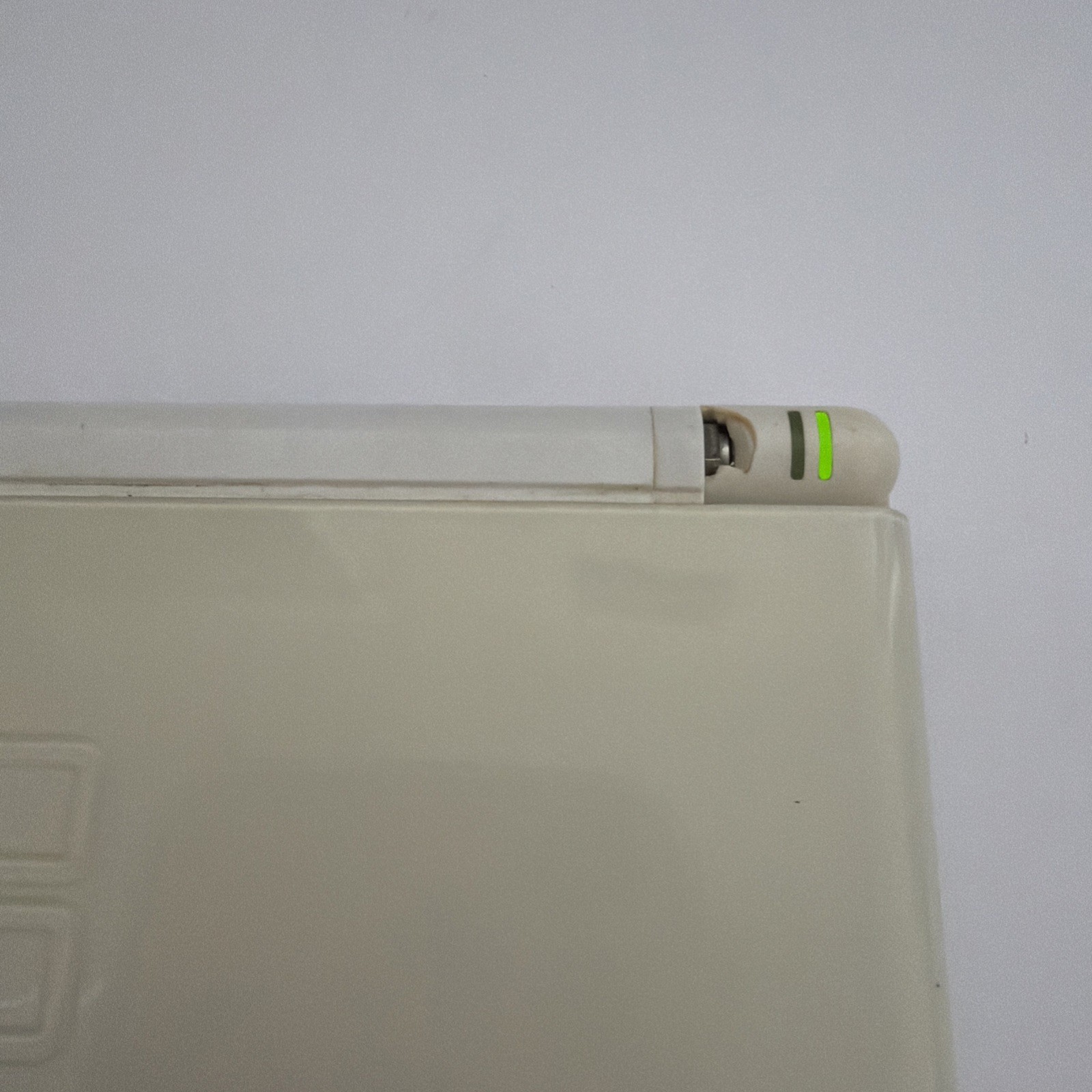 Nintendo DS Lite Original Handheld System Games Console White W/Games READ
