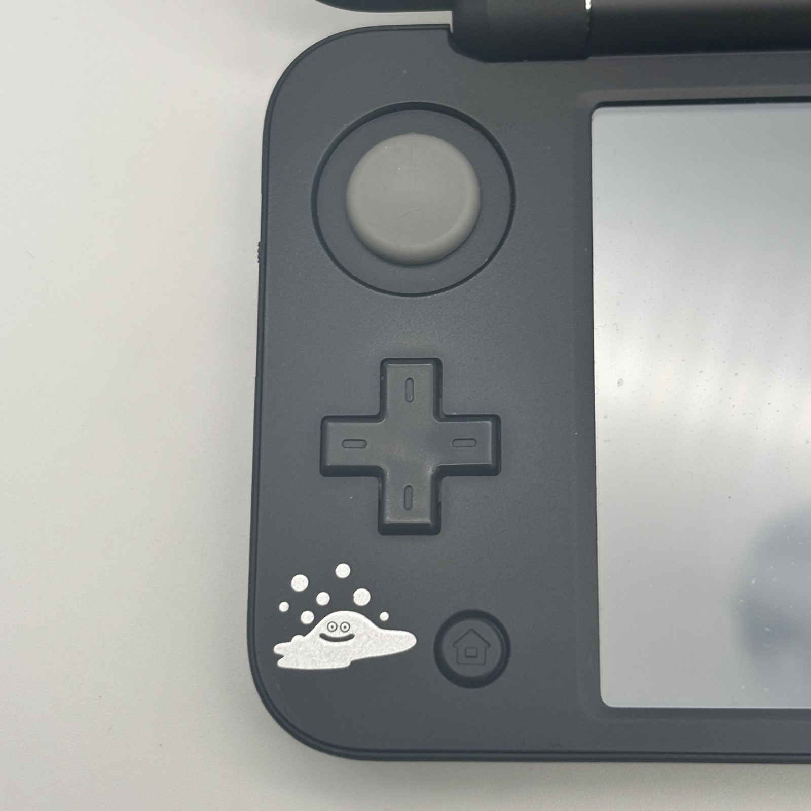 Nintendo New 2DS LL Dragon Quest Hagure Metal Edition Japan Game