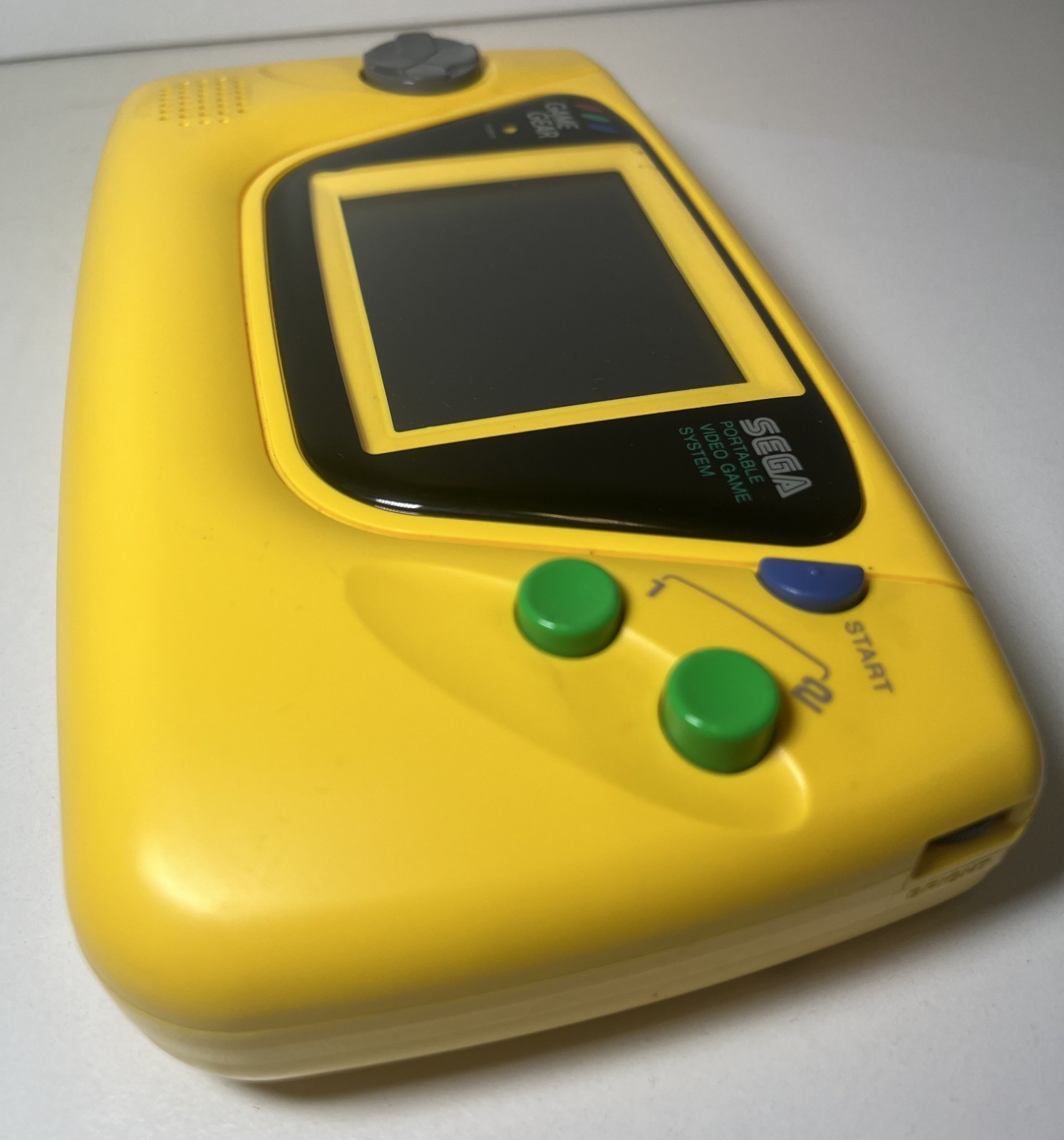 SEGA GAME GEAR HGG-3210 YELLOW EDITION NTSC-J REGION FREE CONSOLE