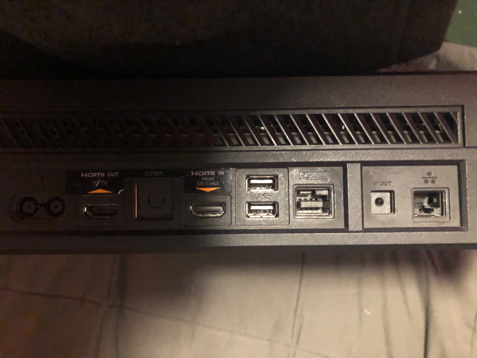Microsoft Xbox One with Kinect 500GB Black Console – 7UV-00077