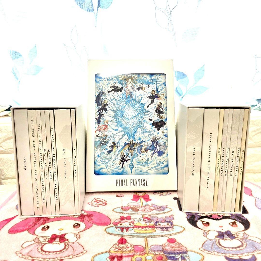FINAL FANTASY 25th Anniversary Ultimate Box XIII Amano Yoshitaka Japan