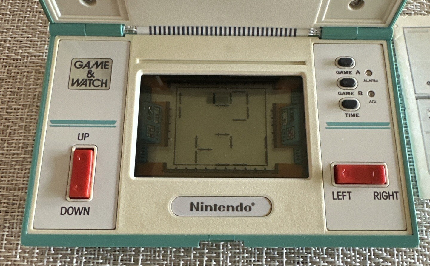 Nintendo Game & Watch Squish MG-86 Multi Screen Electric Game 1986 w/Box Working