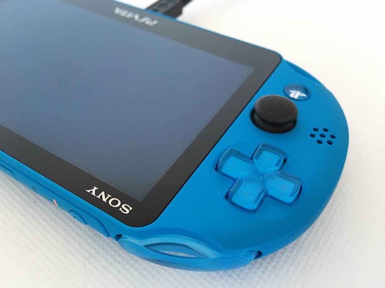 [N MINT] Sony PS Vita Aqua Blue PCH-2000 ZA23 Slim Console Wi-fi w/Box