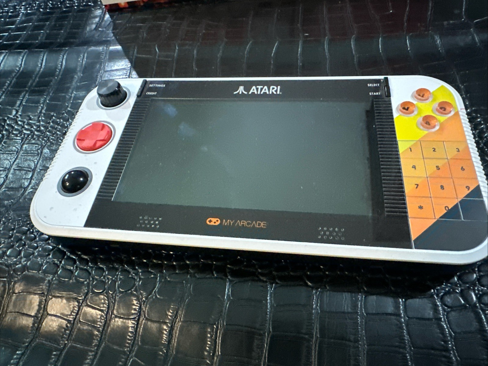 Atari My Arcade Gamestation Go Handheld Gaming System W/ 200+ Games Open Box S15