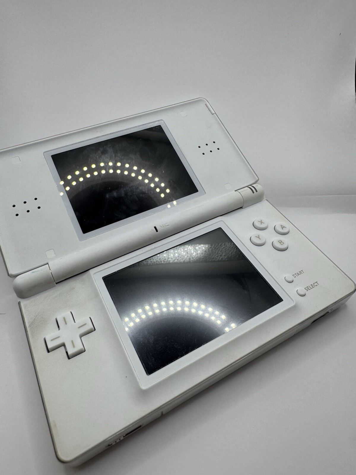 US Nintendo DS Lite Handheld Console Polar White Tested/Working W/ Box & Manual