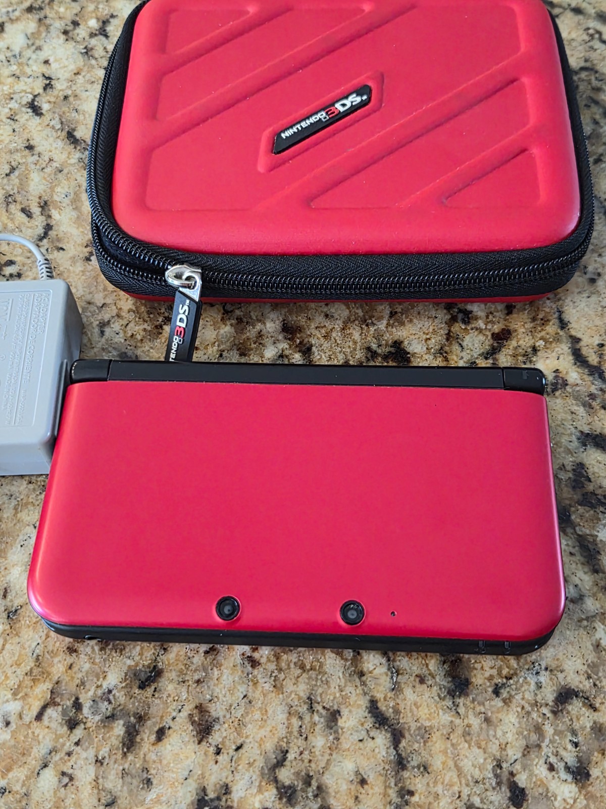 Nintendo 3DS XL Handheld Console Red Black Great Condition Tested w/Case Charger