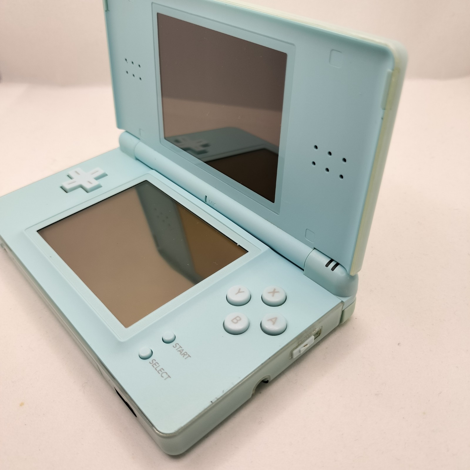 Nintendo DS Lite Ice Blue Console USG-001 Bundle Small Hinge Crack Works Great