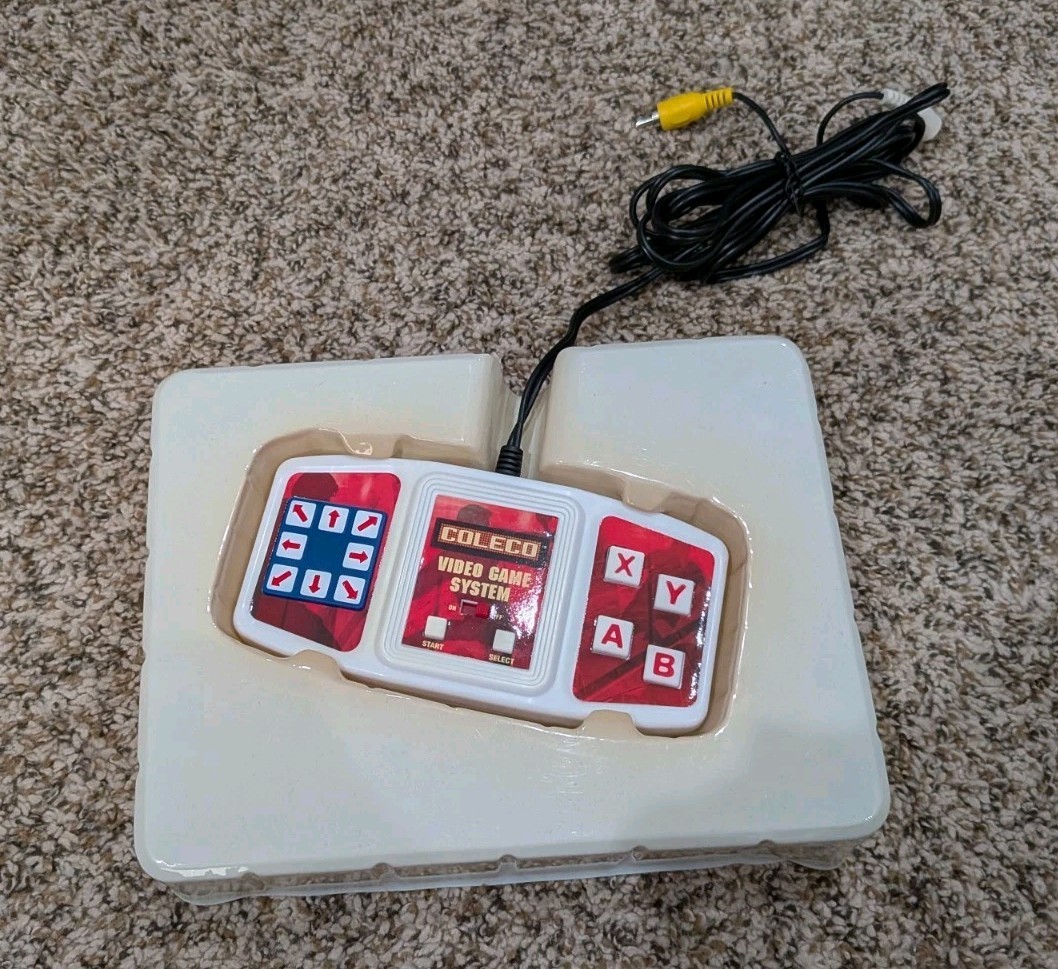 2005 Coleco Plug & Play-Video Game System 6 Built-In Games! Open box- Working!
