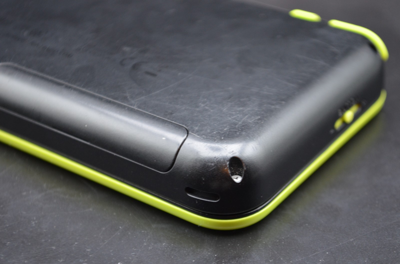 [US DUTY PAID] New Nintendo 2DS XL LL black lime Console Japanese game 004