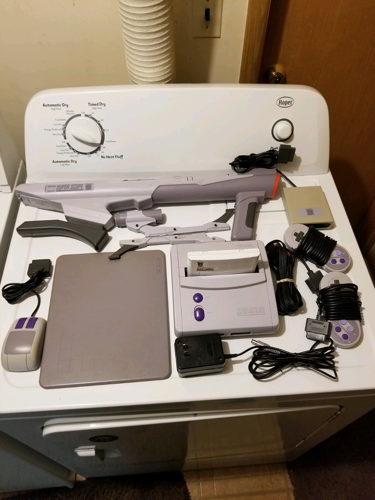 Super Nintendo Entertainment System – Complete With Accessories