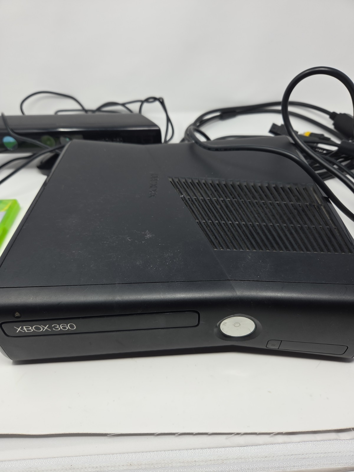XBOX 360 Console Tested Bundle W/ Kinect, Game, Power Cord, Aux, No Controller