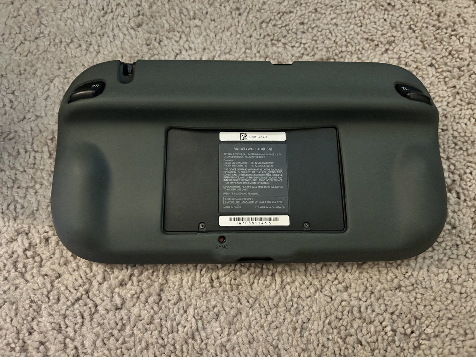 Nintendo Wii U 32GB Console Deluxe Black With Case Untestested No Power Cables