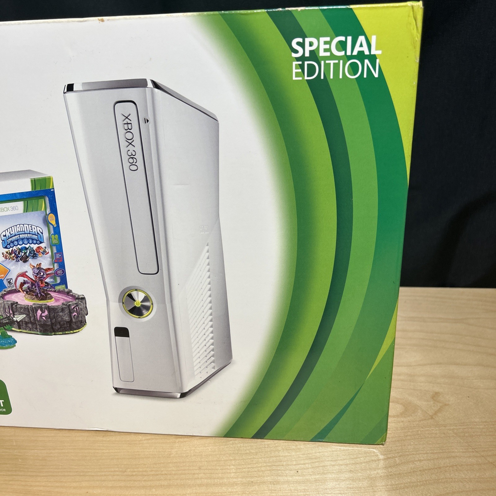 2012 Microsoft Xbox 360 Slim 4GB White Console Skylanders Bundle New OPEN BOX