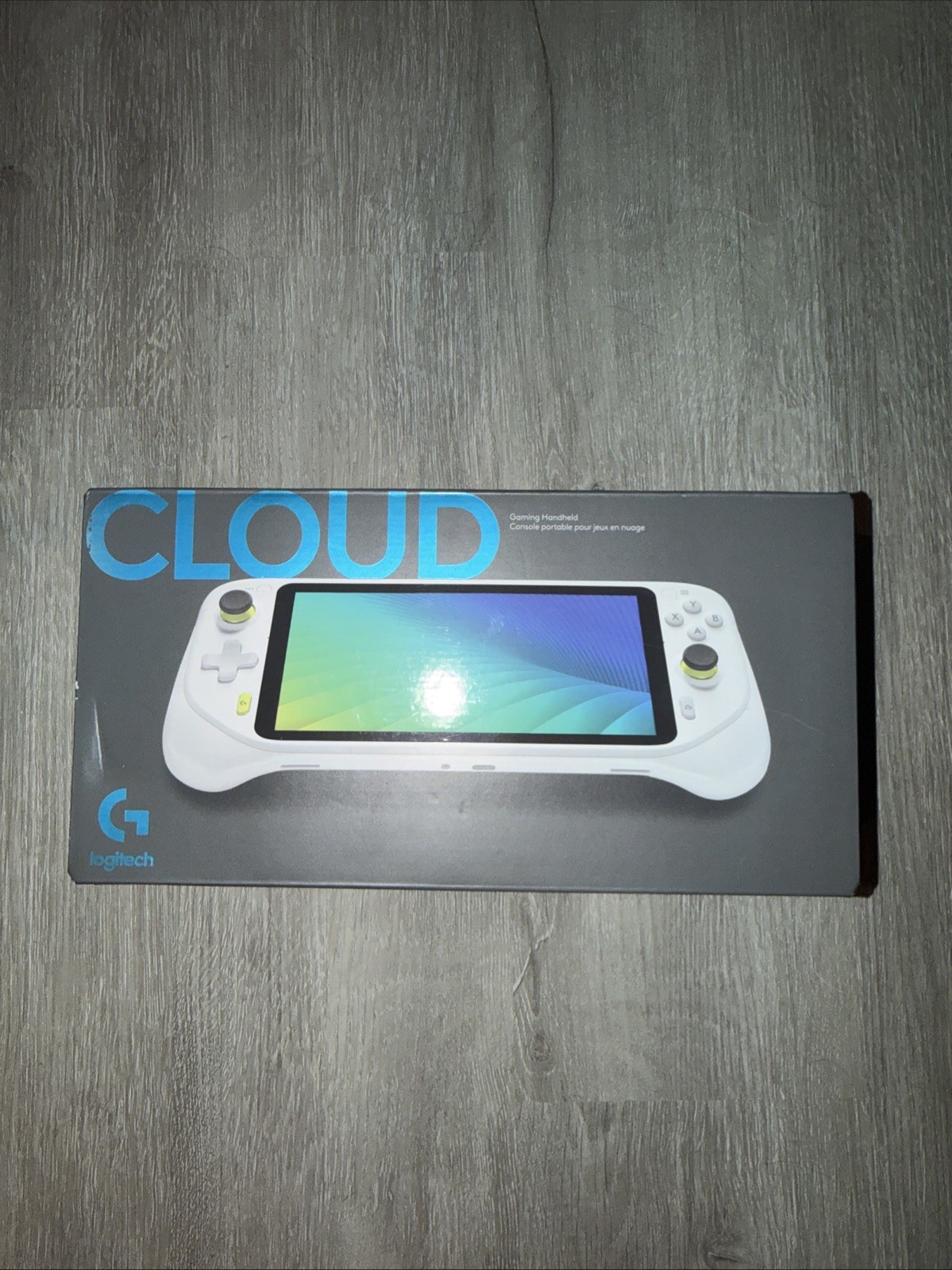 Logitech G CLOUD Handheld Portable Gaming Console 1080P 7″ Touchscreen White